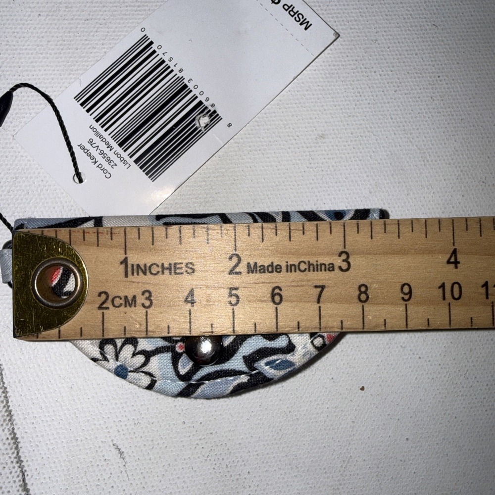 Vera Bradley cord keeper Lisbon Medallion New With Tags - Picture 6 of 7